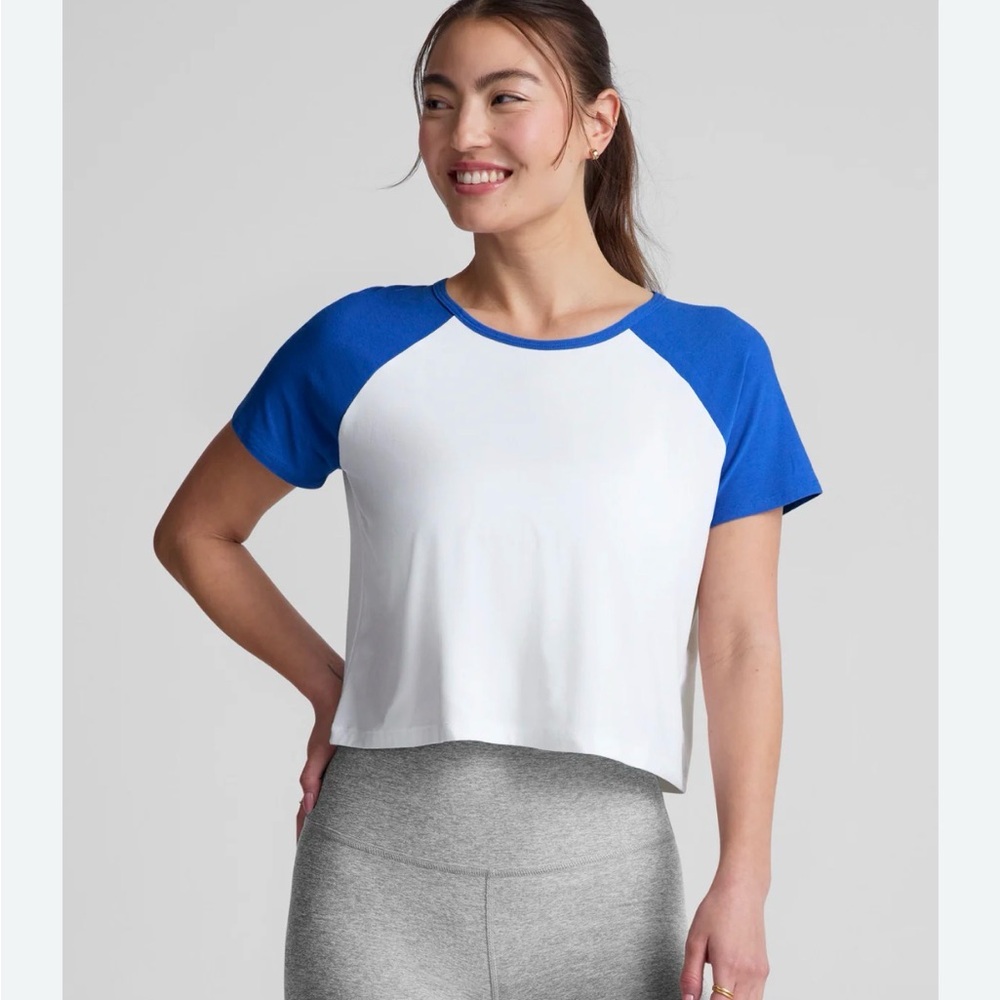Beyond Yoga White Crop Tee with hunter green Raglan Sleeves